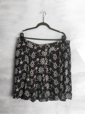 torrid Black Skater Skirt with White Floral Embroidery